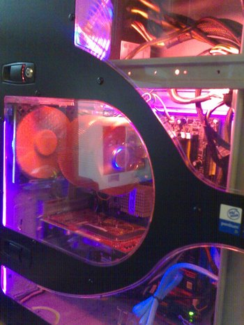 Моддинг корпуса Thermaltake Kandalf