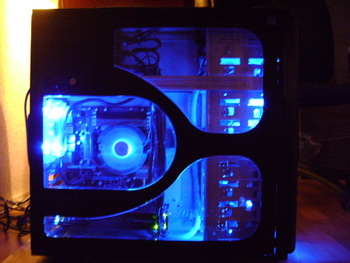 Моддинг корпуса Bigtower Thermaltake  Black Window Armor LCS E-ATX 430W (24+4пин), с