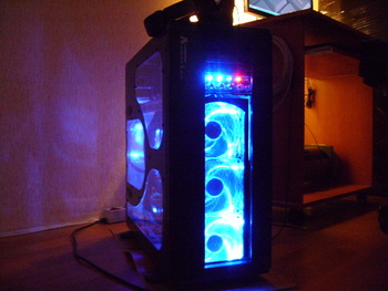 Моддинг корпуса Bigtower Thermaltake  Black Window Armor LCS E-ATX 430W (24+4пин), с