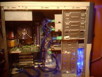 Моддинг корпуса Inwin какой то